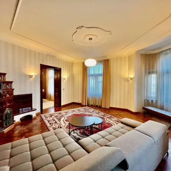 Property Featured Image